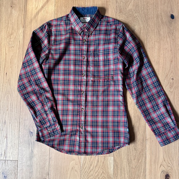 Fjall Raven Men’s Shirt - Picture 3 of 5